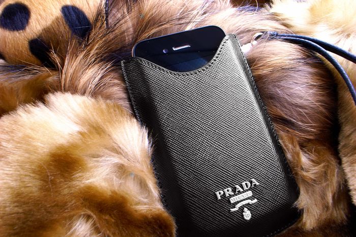 Prada_iphonecase01