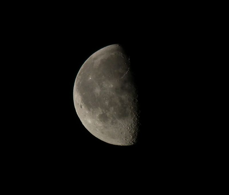 Moon20150211