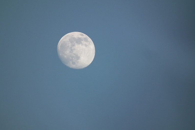 Moon20160618