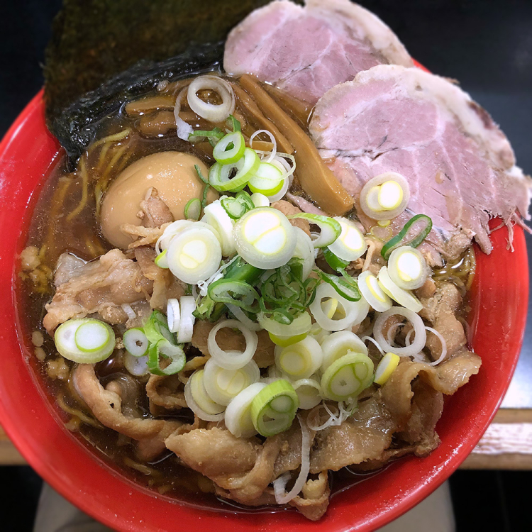 Casa De Borinquen 一条流がんこラーメン 総本家 四谷荒木町 大漁煮干し100大盛り 平子煮干しとトンビ の初顔合わせはのっけからシャープな味わいにたじろぐほど